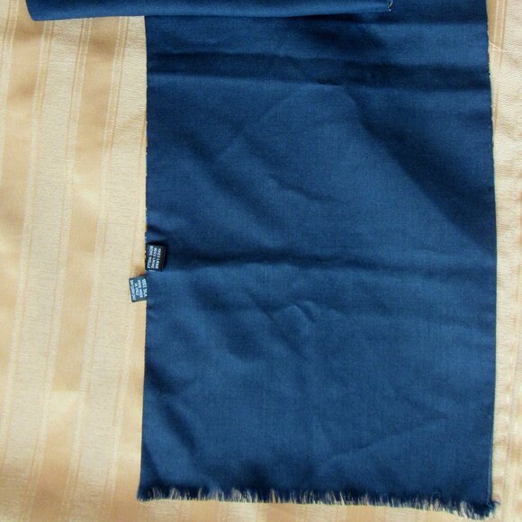GENTS SCARF GEOMETRIC ART Navy SILK/Wool DOUBLE MEN'S - Picture 2 of 6